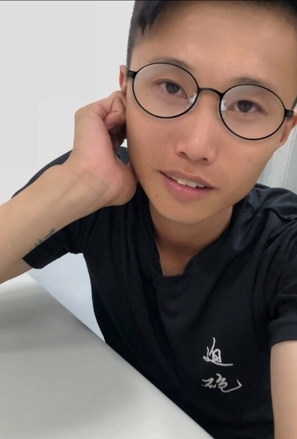 璨名的第一张照片--桃园父母相亲团
